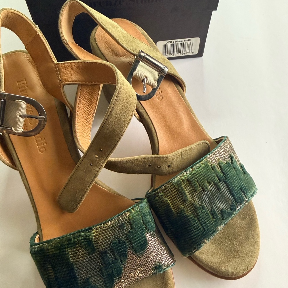 New Firenze Studio Women’s Gigi green suede open toe sandals size 8 new in box